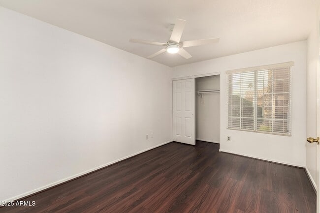 Building Photo - 15221 N 87th Dr