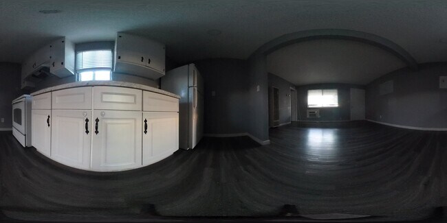 Building Photo - 1523 Los Robles Blvd