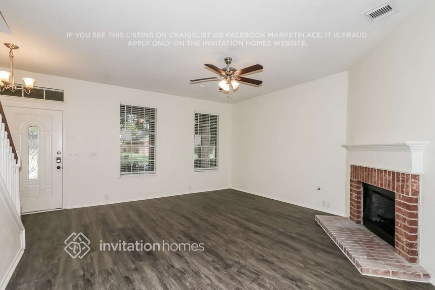 Building Photo - 18611 Atasca S Dr