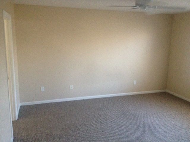 Building Photo - 1222 S 119th Ln