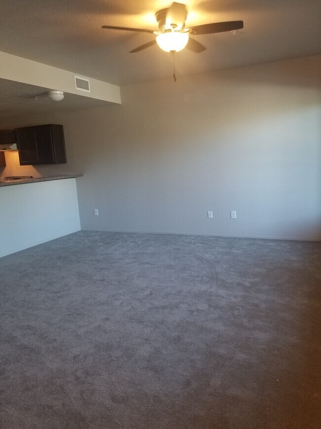 Building Photo - Eldorado Condo