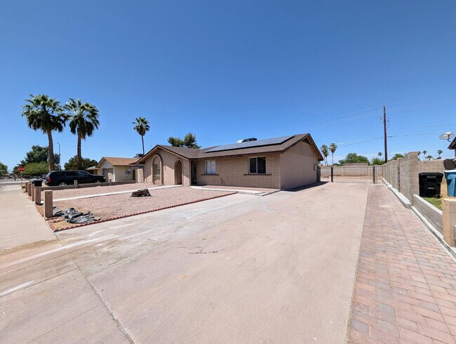 Building Photo - 3848 W North Ln