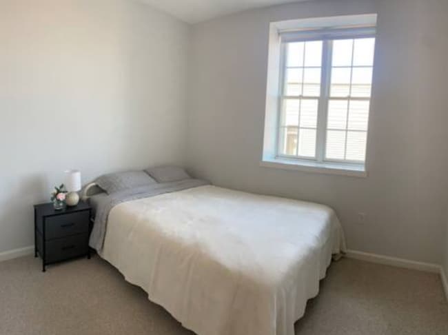 Building Photo - 1505 Commonwealth Ave