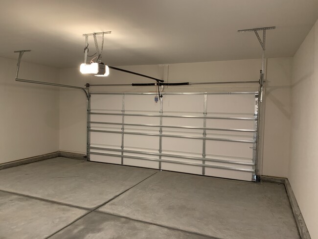 Garage with myQ Opener - 4023 Armstrong Farm Dr