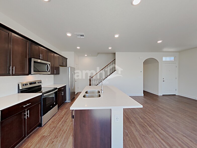 Building Photo - 8134 Winterfell Peak Ave