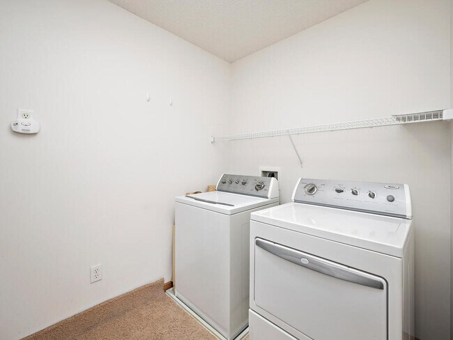 Building Photo - 3443 Cherry Ln