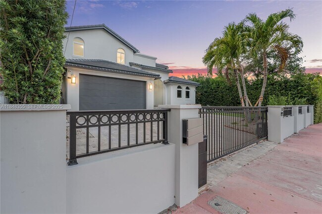 Building Photo - 5978 Alton Rd