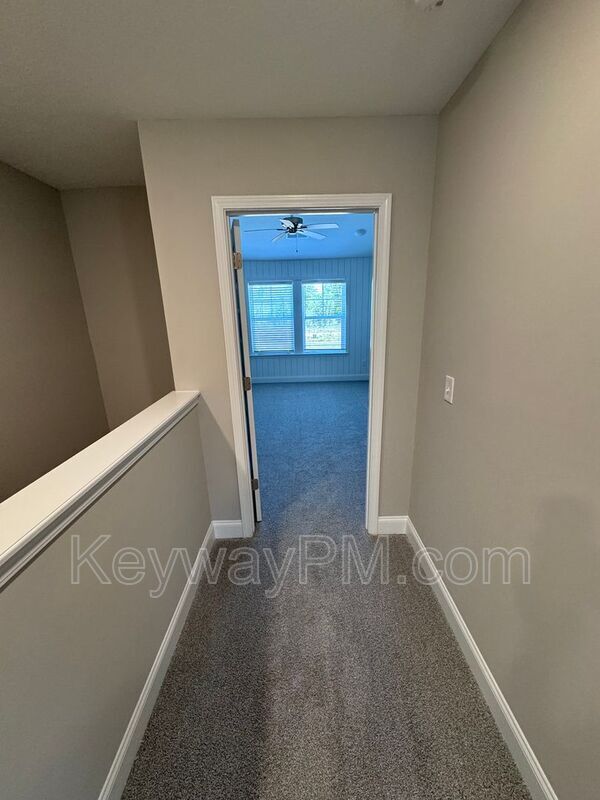 Building Photo - 2062 Denmark Ave SE