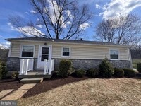 Building Photo - 1212 W King Rd