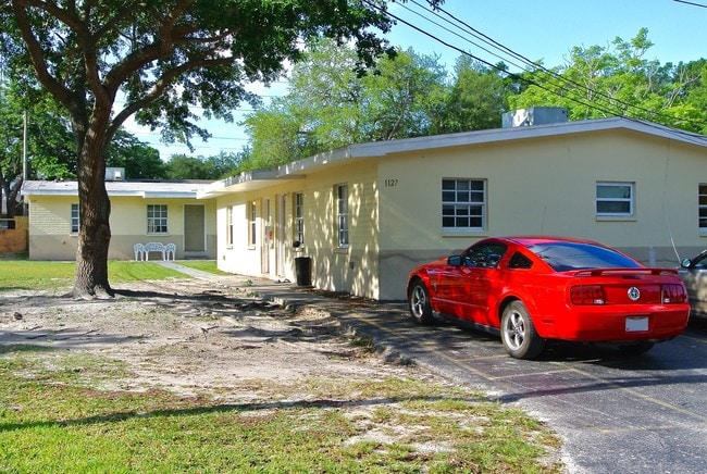 Building Photo - Hudson Place Apartments
