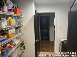 Building Photo - 11315 Newkirk