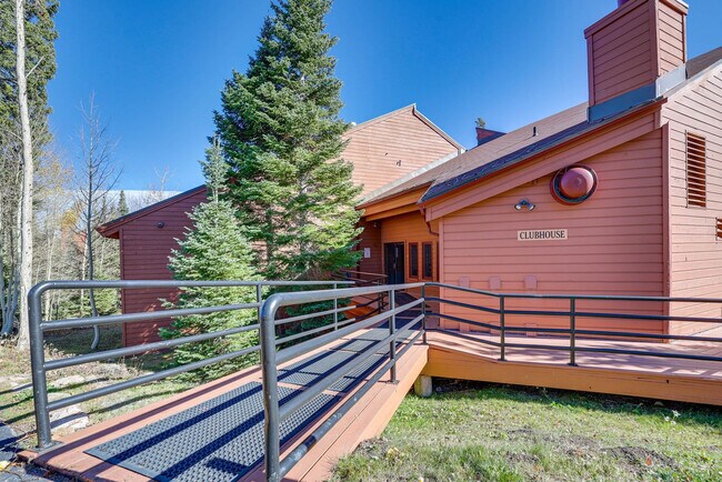 Building Photo - 91400 Ryan Gulch Rd