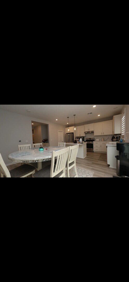Building Photo - Gorgeous 4 Bedroom and 3 Bathroom Home in Wildhawk North Development $3,100 plus utilities and solar