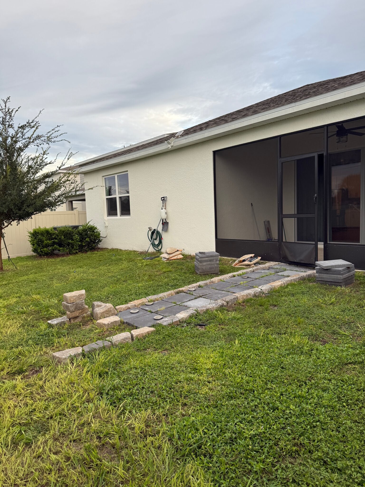 Building Photo - 1747 Carnelian St