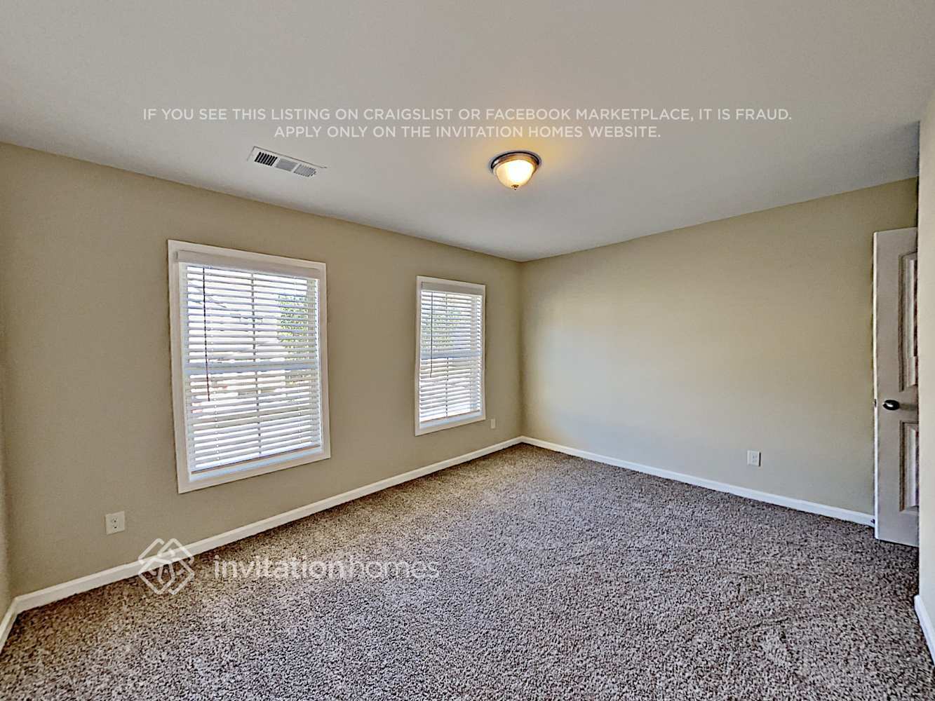 Building Photo - 348 Silverwood Dr