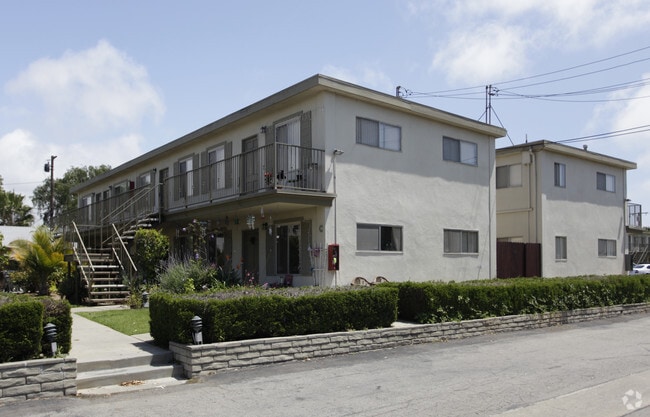 Victoria Manor Apatments - Victoria Manor Apartments