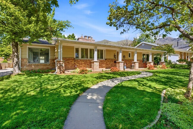 Building Photo - 2721 Wilshire Dr S