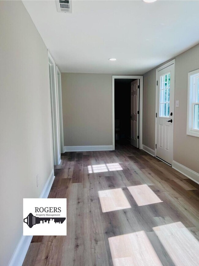 Building Photo - Four BR Available in Creedmoor