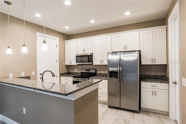 Building Photo - 2015 Lunn Landings Dr