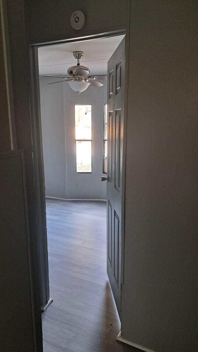 Building Photo - 304 Bayonet Dr