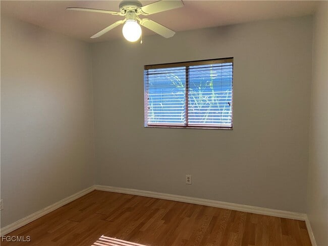 Building Photo - 2002 SW 15th Pl