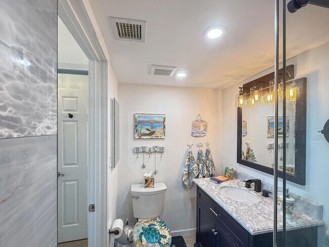 Building Photo - 531 N Ocean Blvd