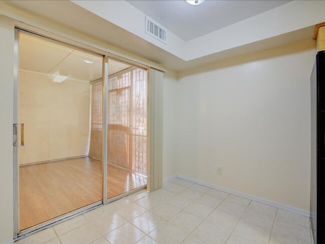 Building Photo - Charming 2-Bedroom, 2-Bath Home with Community Pool