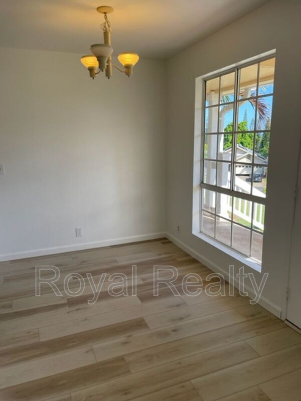 Building Photo - 94-586-586 Lumiauau St