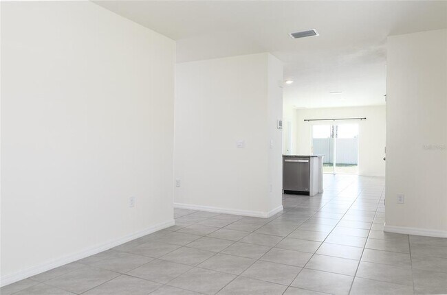 Building Photo - 34154 Jasper Stone Dr