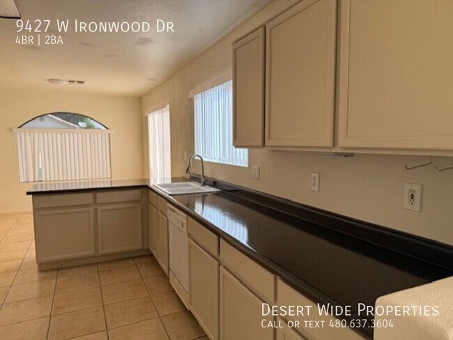 Building Photo - 9427 W Ironwood Dr