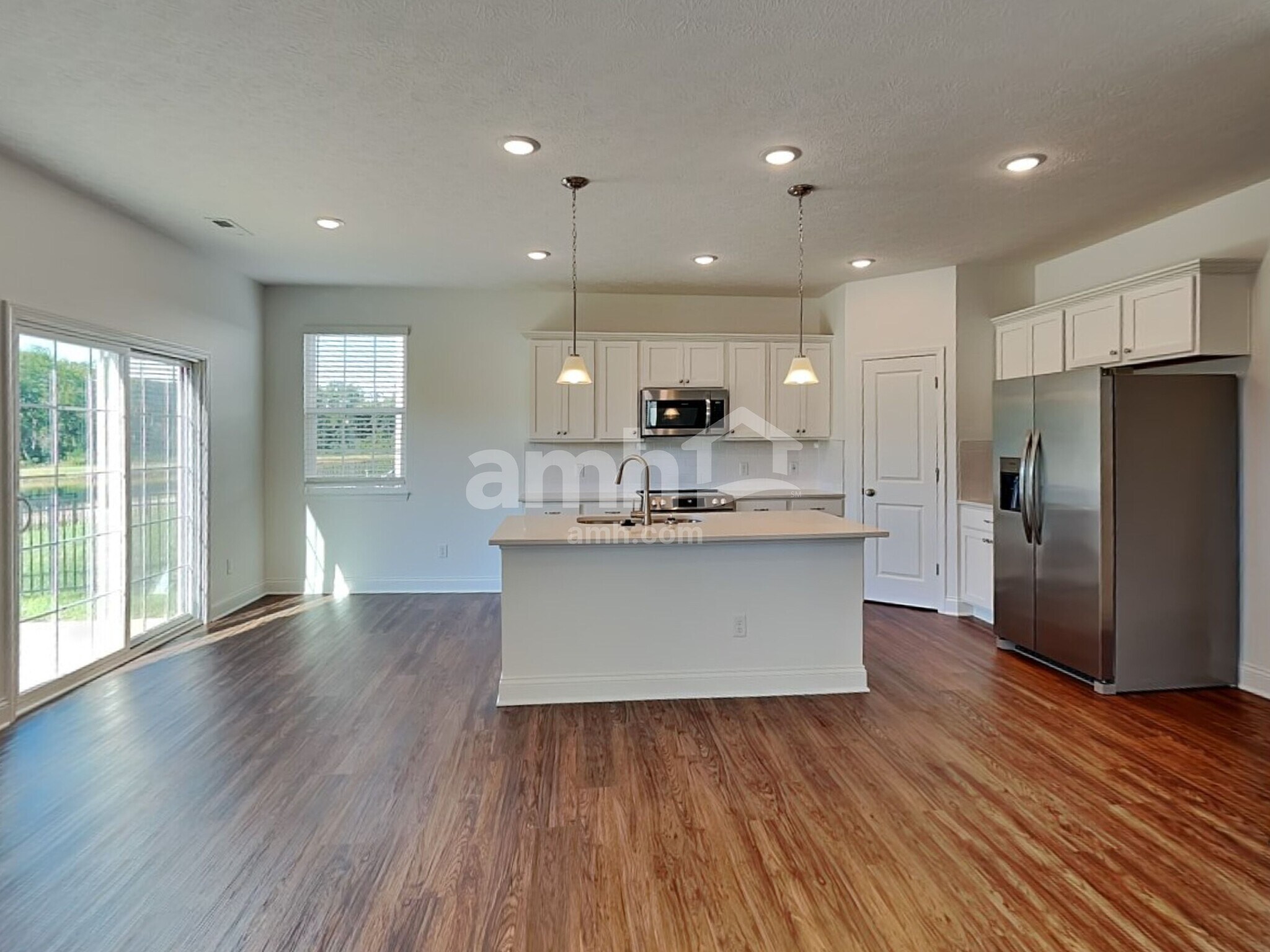 Building Photo - 8434 Northpoint Dr