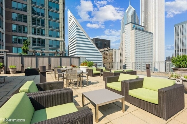 Building Photo - 130 N Garland Ct