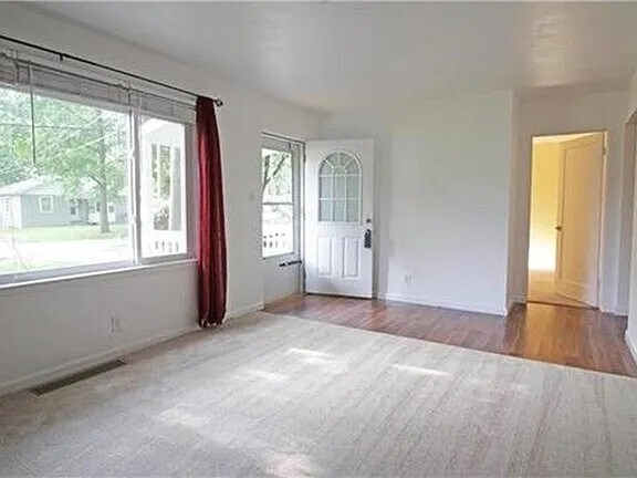 Building Photo - 652 N 38th St