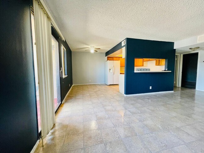 Building Photo - 3716 Snorkel Cir