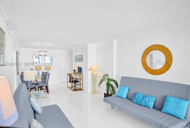 Building Photo - 2501 S Ocean Dr