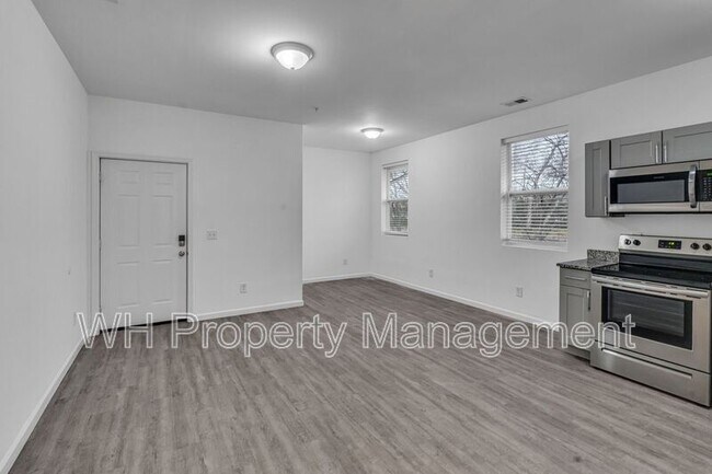 Building Photo - 265 E Old Hickory Blvd