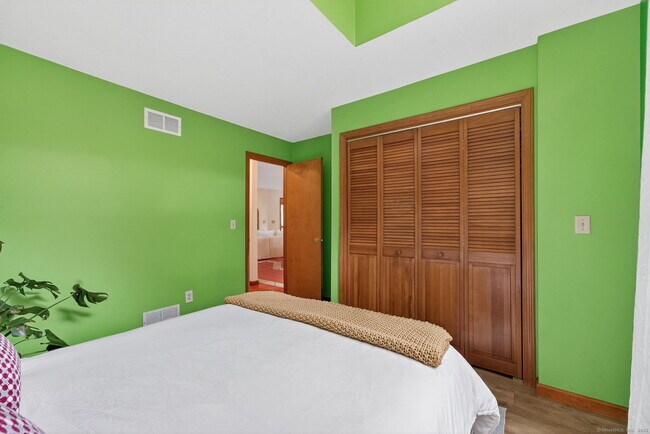 Building Photo - 71 Cherry Swamp Rd