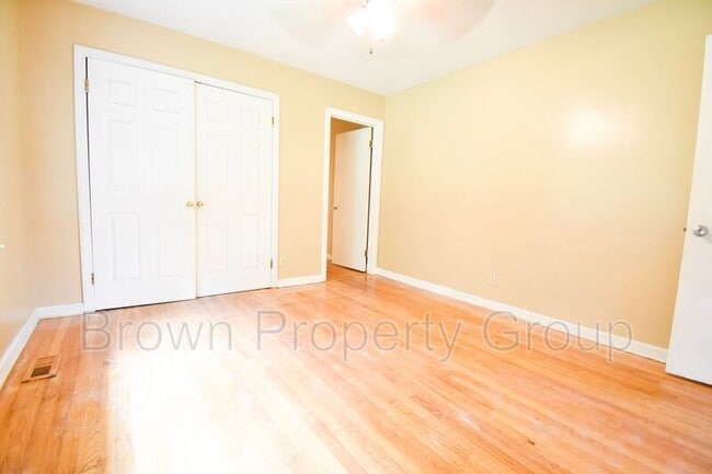 Building Photo - 7517 Kisco Dr