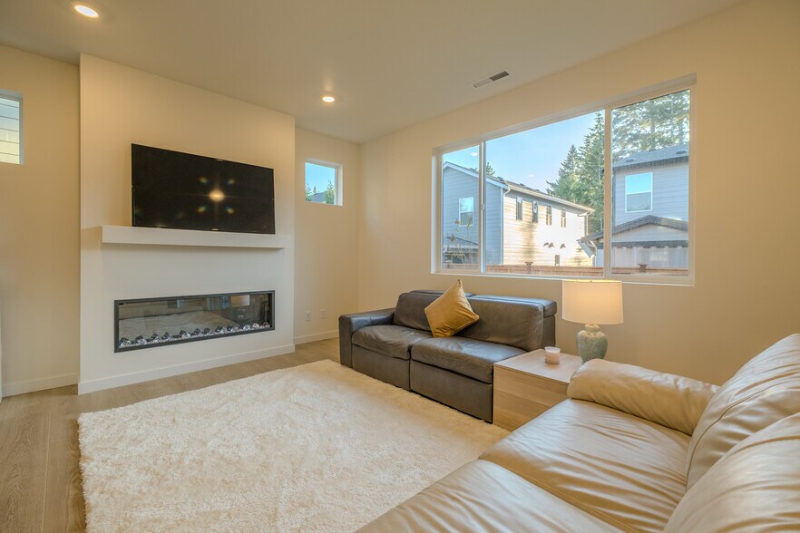 Living Room - 26505 177th Pl SE