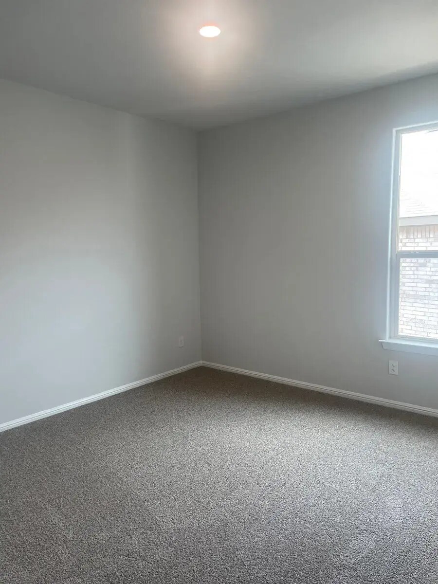Building Photo - 953 Braymer Ln