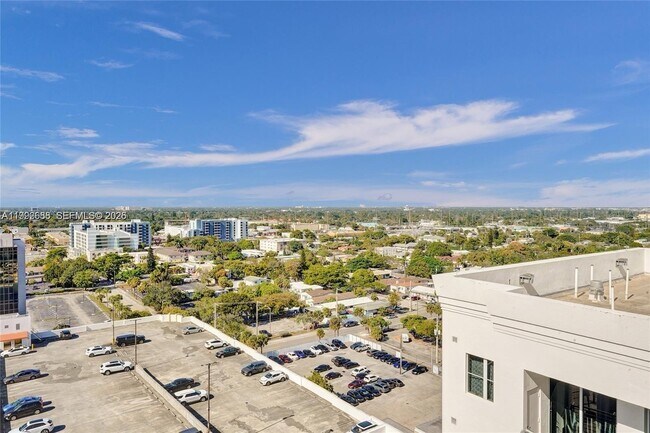 Building Photo - 1830 Radius Dr