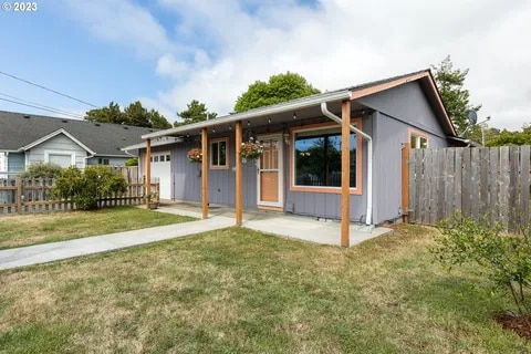 Primary Photo - 6524 SW Harbor Ave