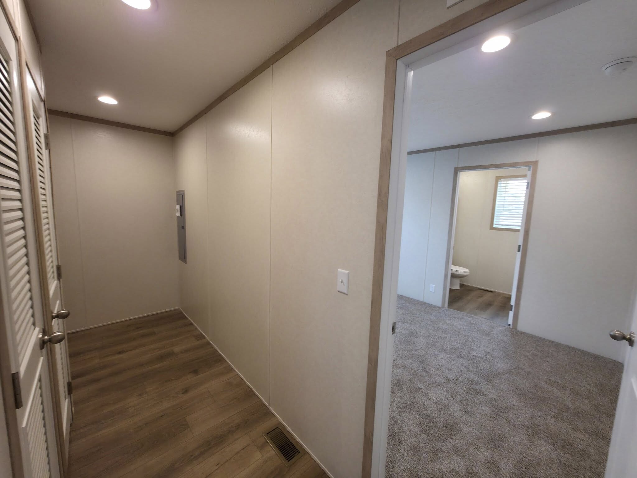 Building Photo - 1312 W Harbour Unit 160