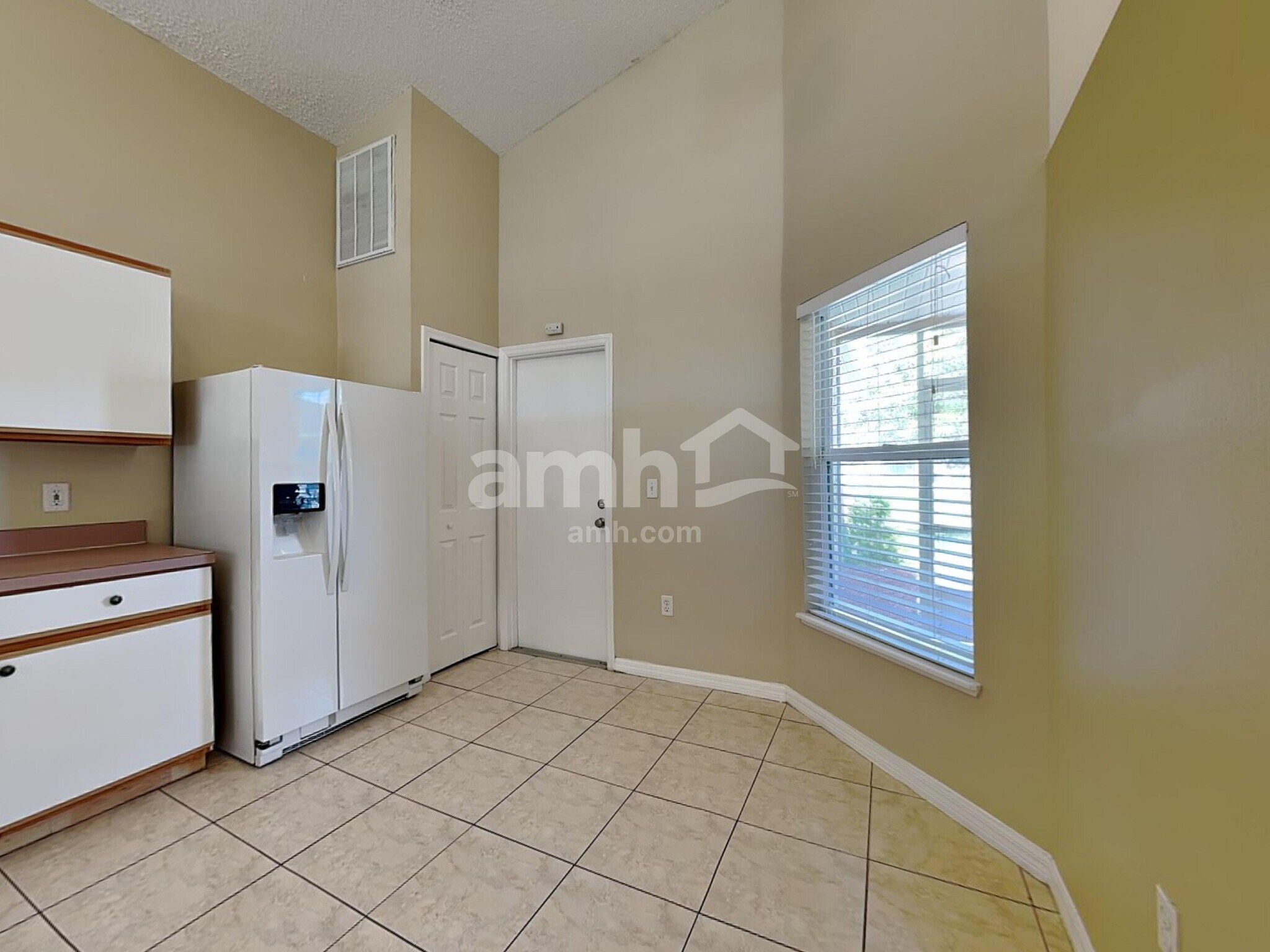 Building Photo - 1718 Westminster Trl