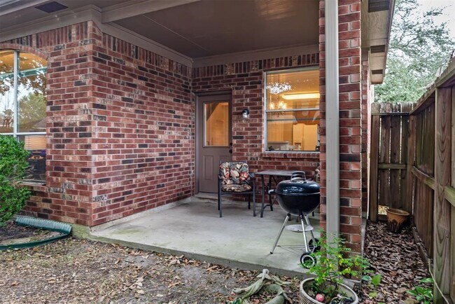 Building Photo - 9815 Rock Pass Dr