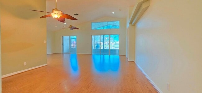 Building Photo - 7299 Lugano Dr