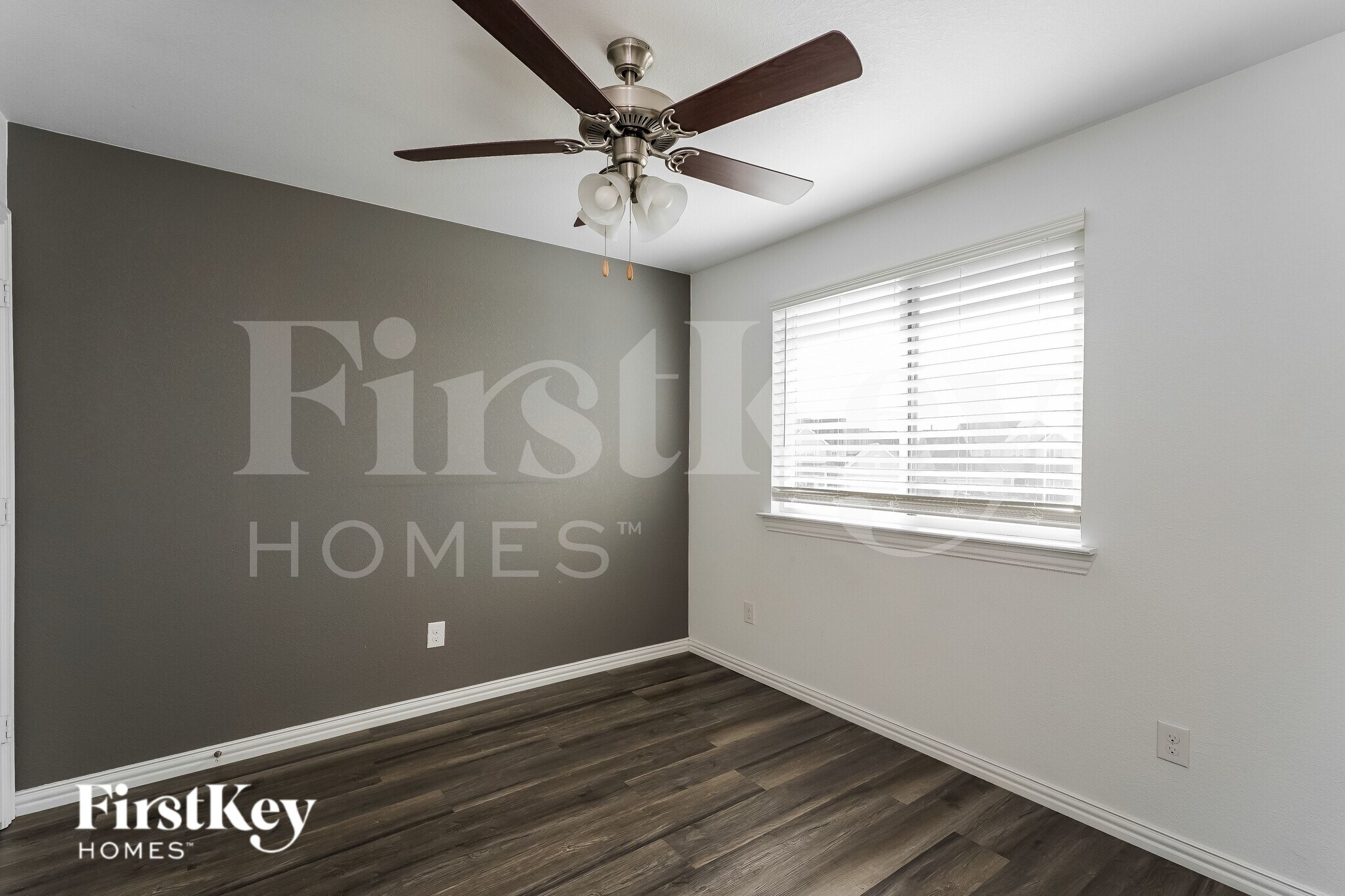 Building Photo - 7308 Parkside Pl Dr