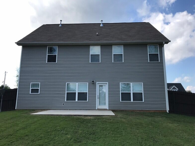 Back view - 7506 Hampstead Hall Dr