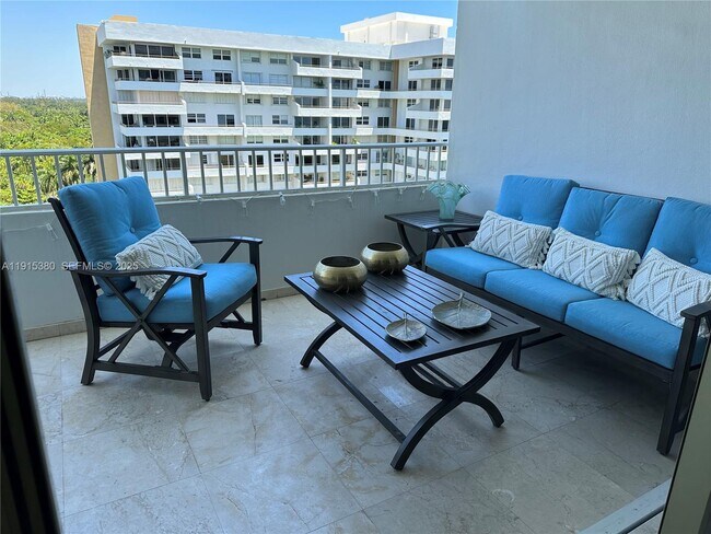 Building Photo - 199 Ocean Ln Dr