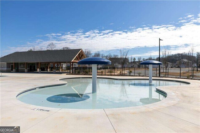 Building Photo - 821 York Aly